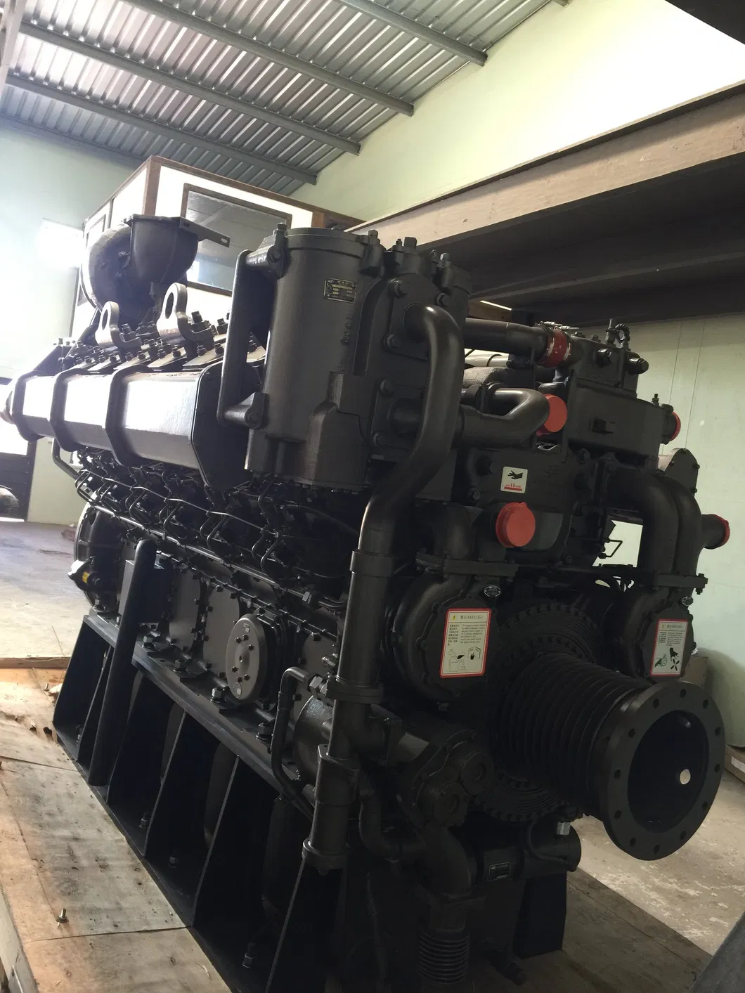 2200HP Main Diesel Engine Yuchai Marine Engine 2200HP Motor Marino