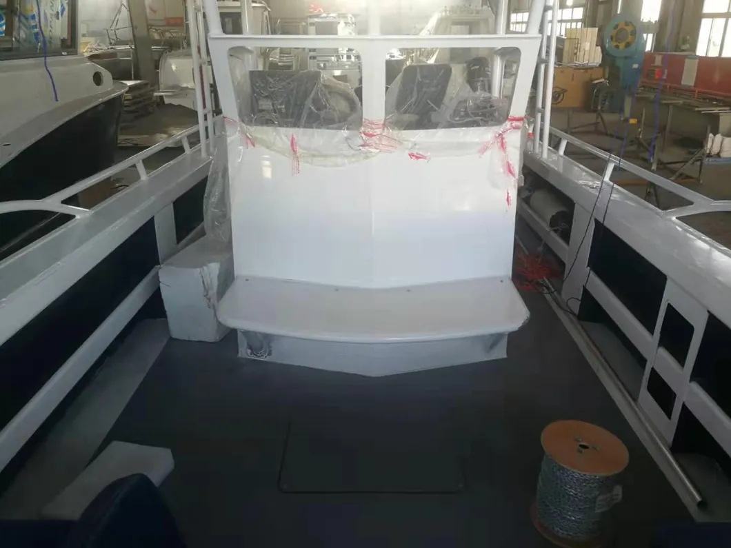 China 7.5m 25FT Aluminum Family Pleasure Boat with Outboard Engine