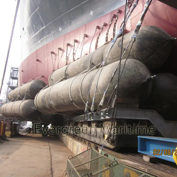 Inflatable Rubber Marine Salvage Airbags for Refloatation, Sunken Ships Rescue, Lifting Airbag with Capacity of 25 Tons